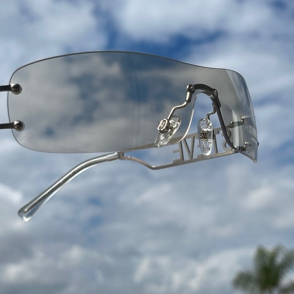 STEVE MADDEN Chita Sunglasses In Silver main image 5